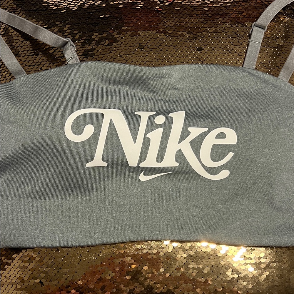 Nike Heather Grey Logo Cropped Tank- Sporty & Stylish